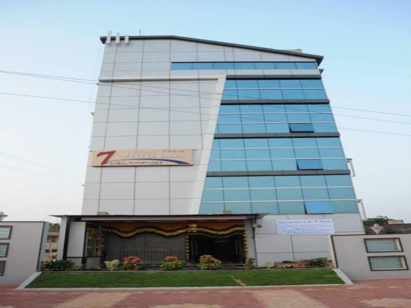 7 Hills Inn Τιρουπάτι Εξωτερικό φωτογραφία